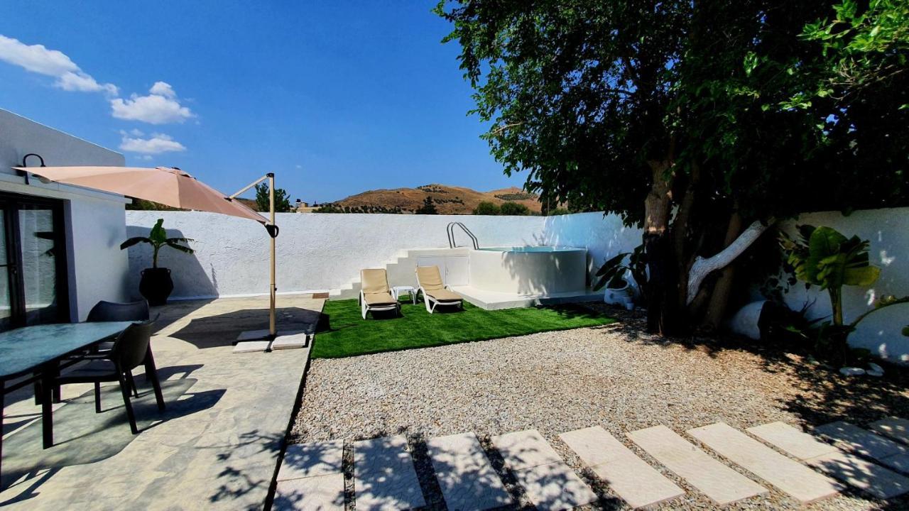 Frantzi Villa Mitropolis  Екстериор снимка