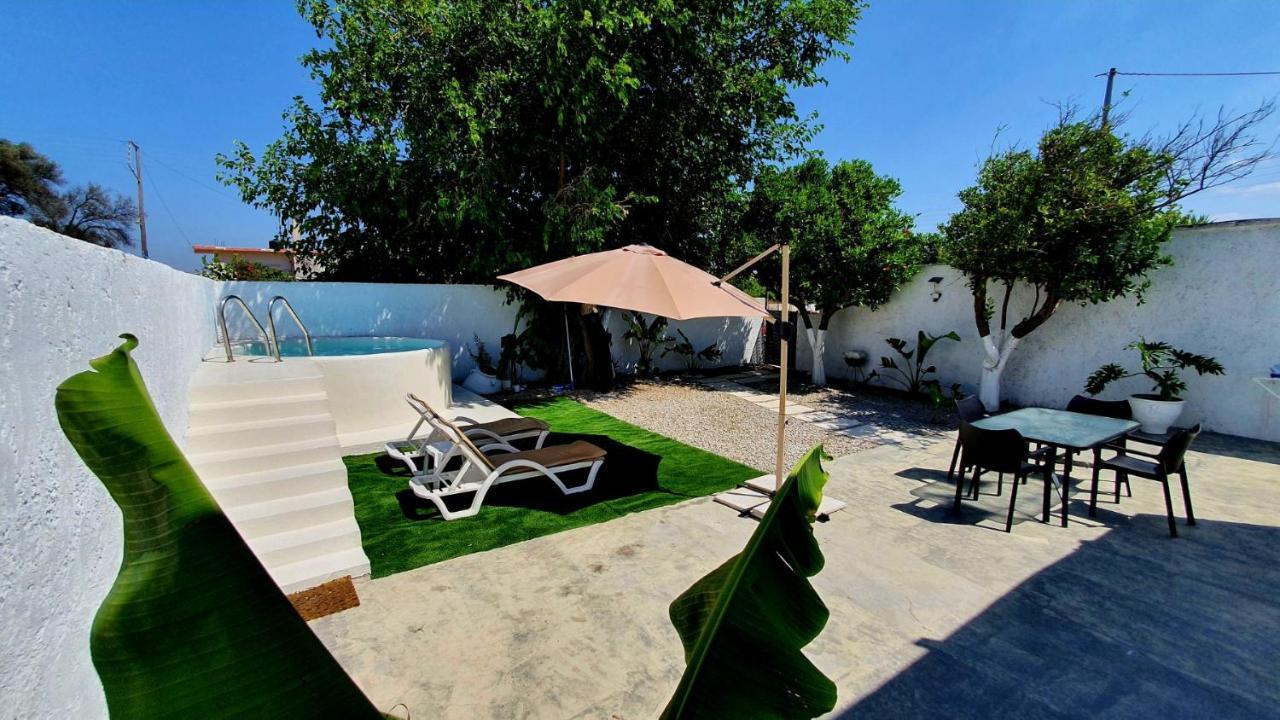 Frantzi Villa Mitropolis  Екстериор снимка