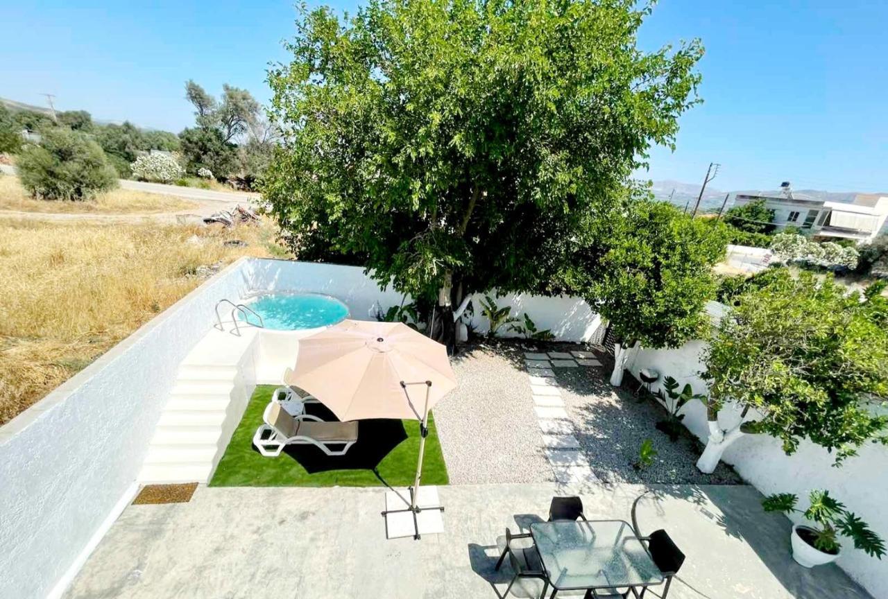Frantzi Villa Mitropolis  Екстериор снимка